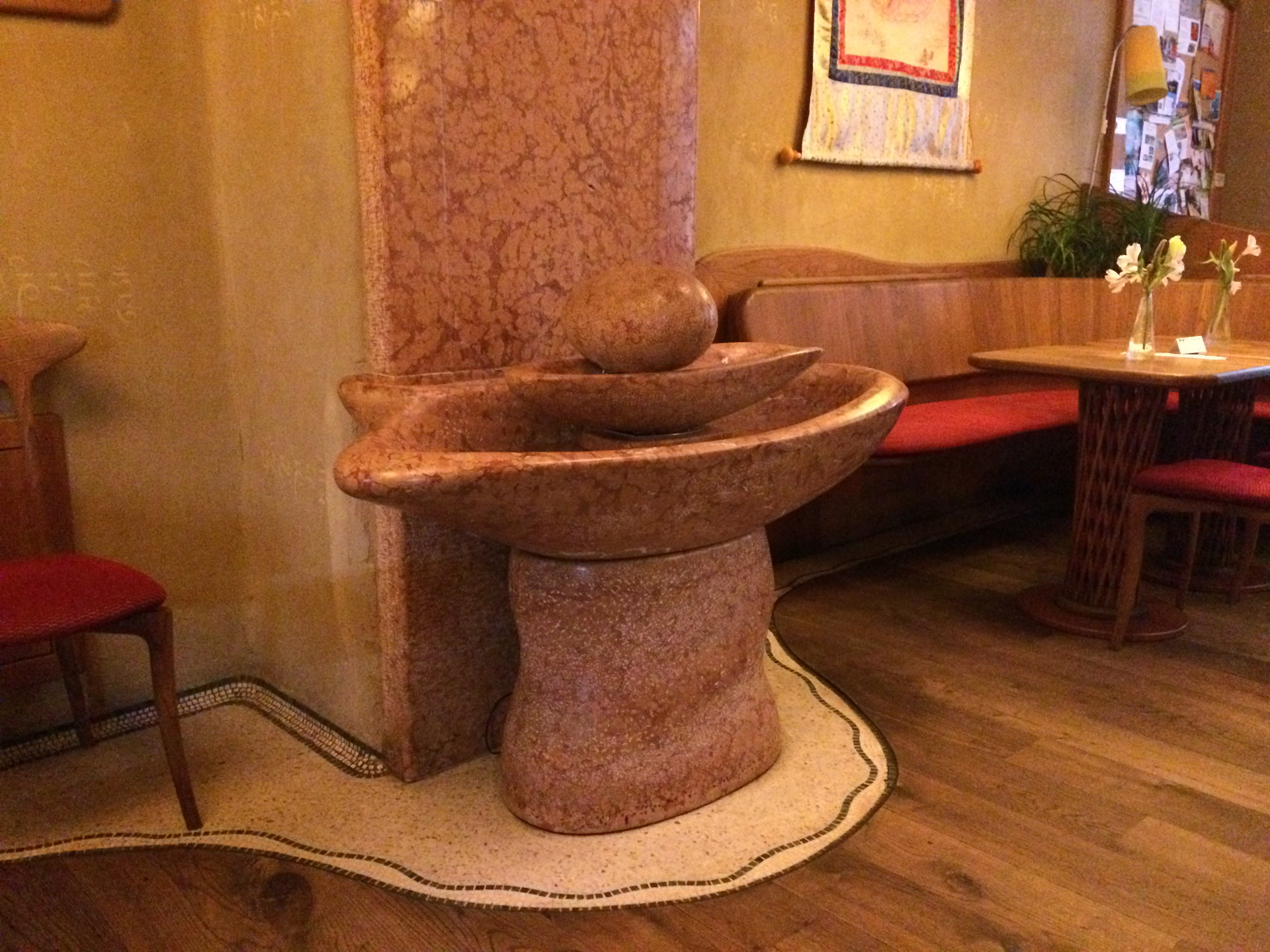 Fontány v restauraci Maitrea