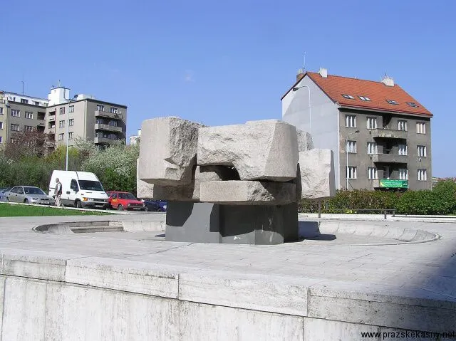 Fontána před budovou "Kodaňská Office Center"