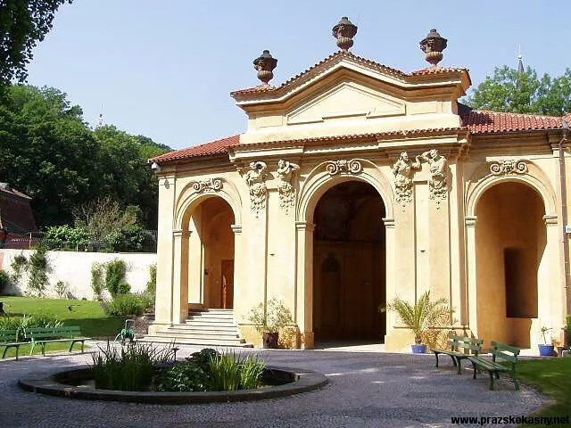 Fontána v zahradě Lobkovického paláce