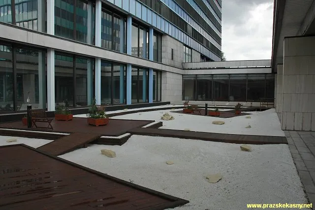 Fontána v atriu budovy "Kodaňská Office Center"