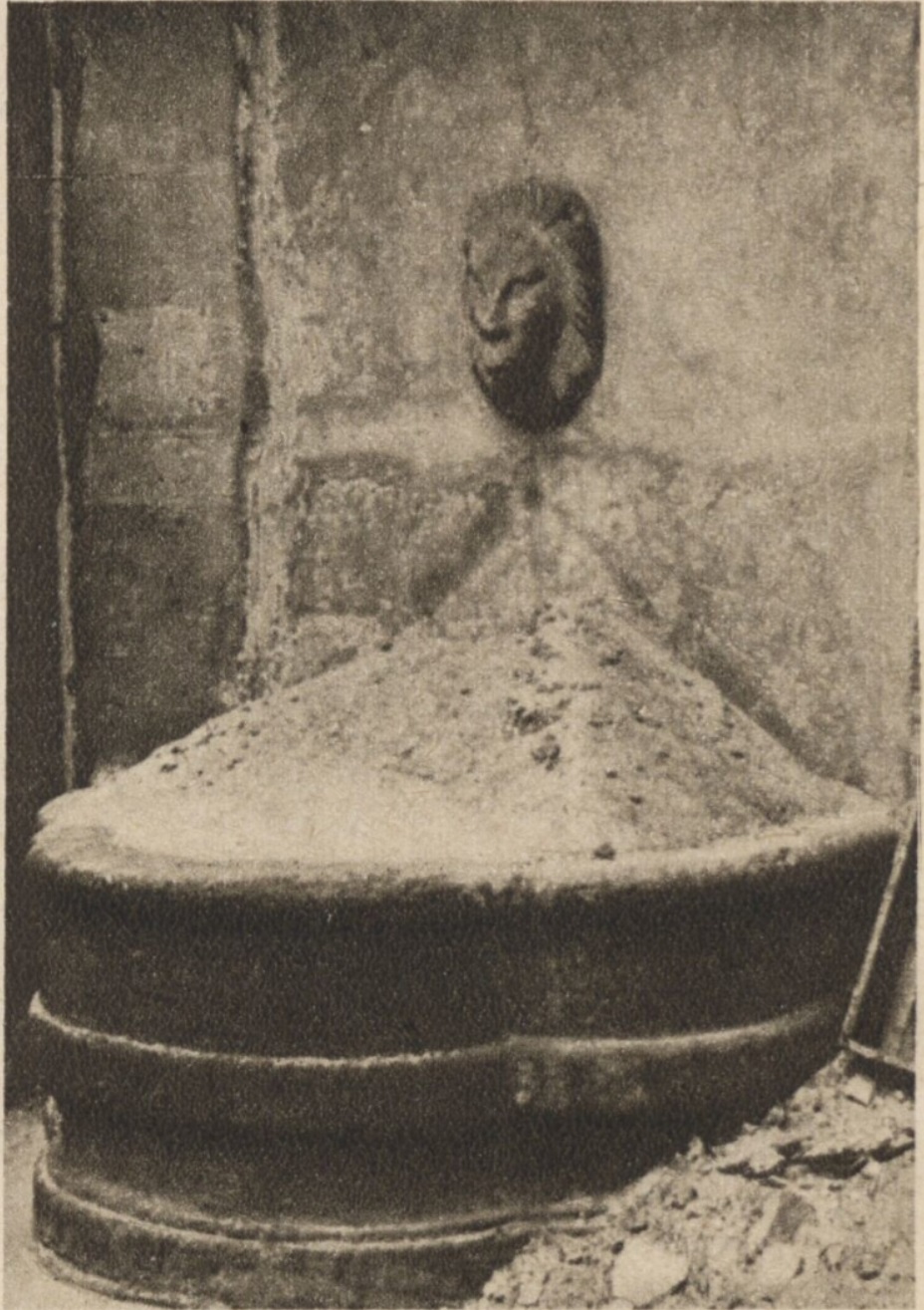 fotografie poch\u00e1z\u00ed z \u010dasopisu Pestr\u00fd sv\u011bt (vyd\u00e1n\u00ed 6.1.1945)