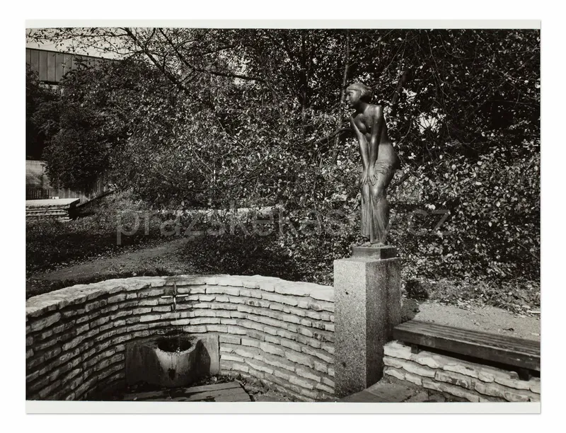 archiv Jiřího Kryštůfka / pozůstalost Jiřího Kryštůfka, zveřejněno při 77. eAukci Einszwei Gallery, 30. 3. 2026