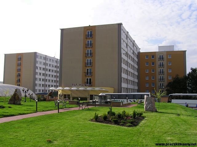 Fontány a vodotrysky v komplexu TOP HOTEL Praha