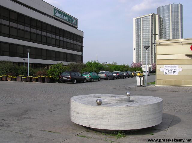 Prameník na jižní terase Kongresového centra